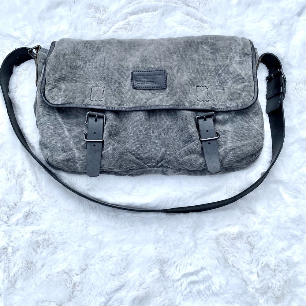 Marc By Marc Jacobs Messenger Bag